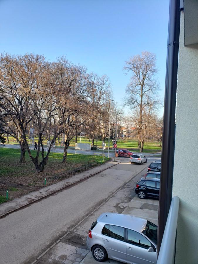 Stan Na Dan Mici Brčko Exterior foto